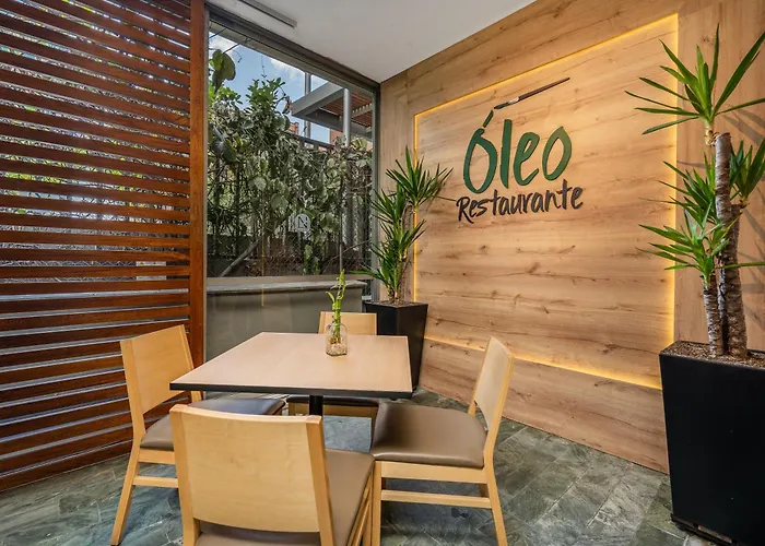 Novelty Suites Hotel - Oviedo Mall